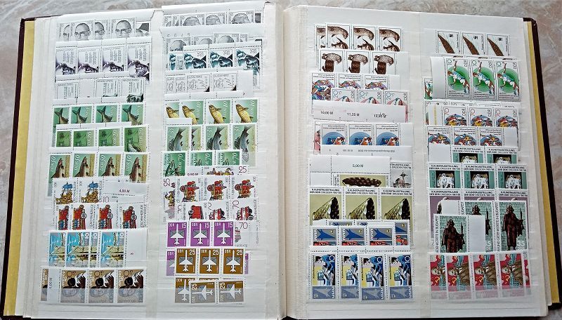 Platzhalter mit deutschem Text, der die Anzeige eines Bildes anbietet; Kontakt-E-Mail-Adresse angegeben.