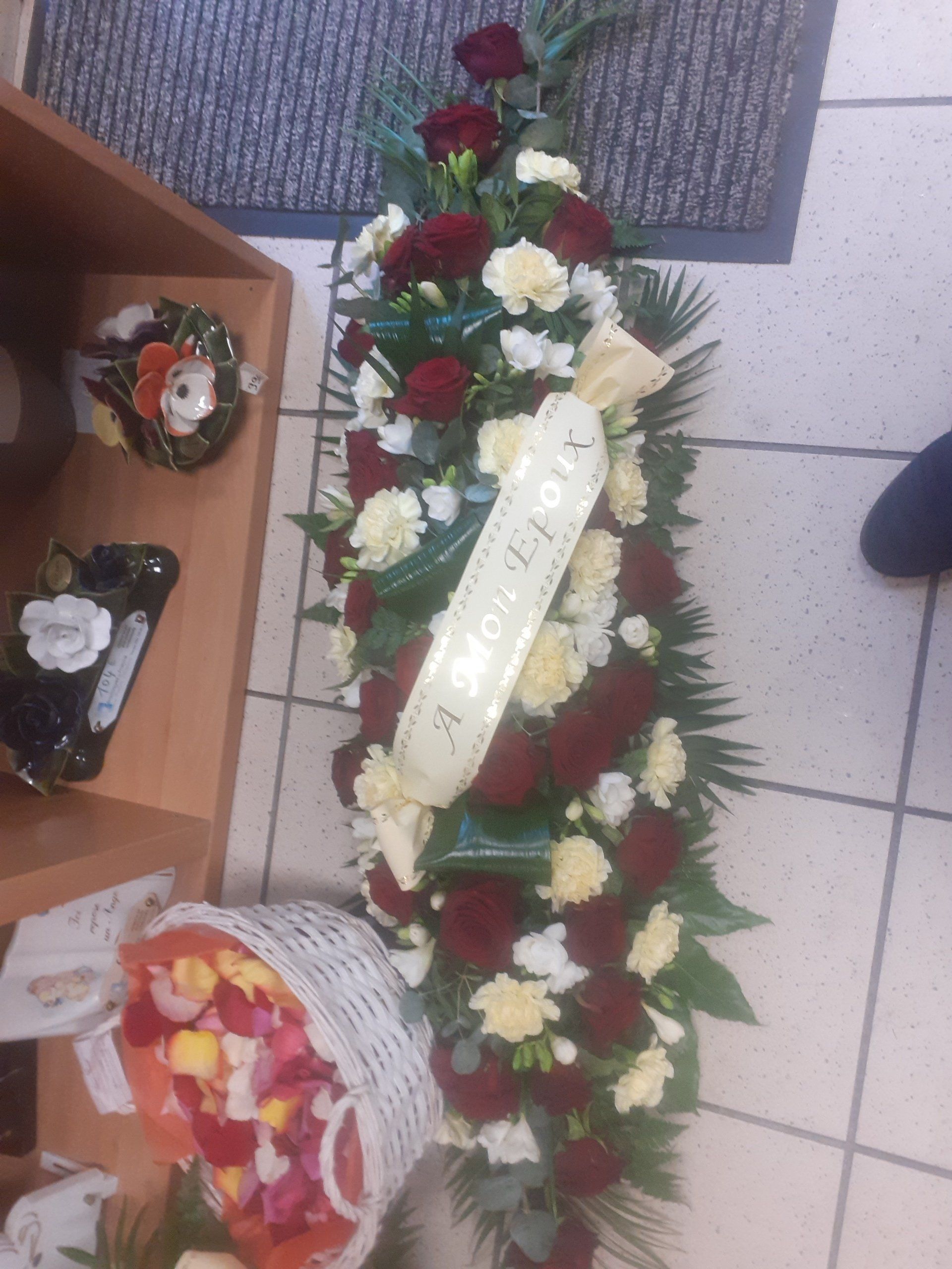 Confection de bouquets pour deuils