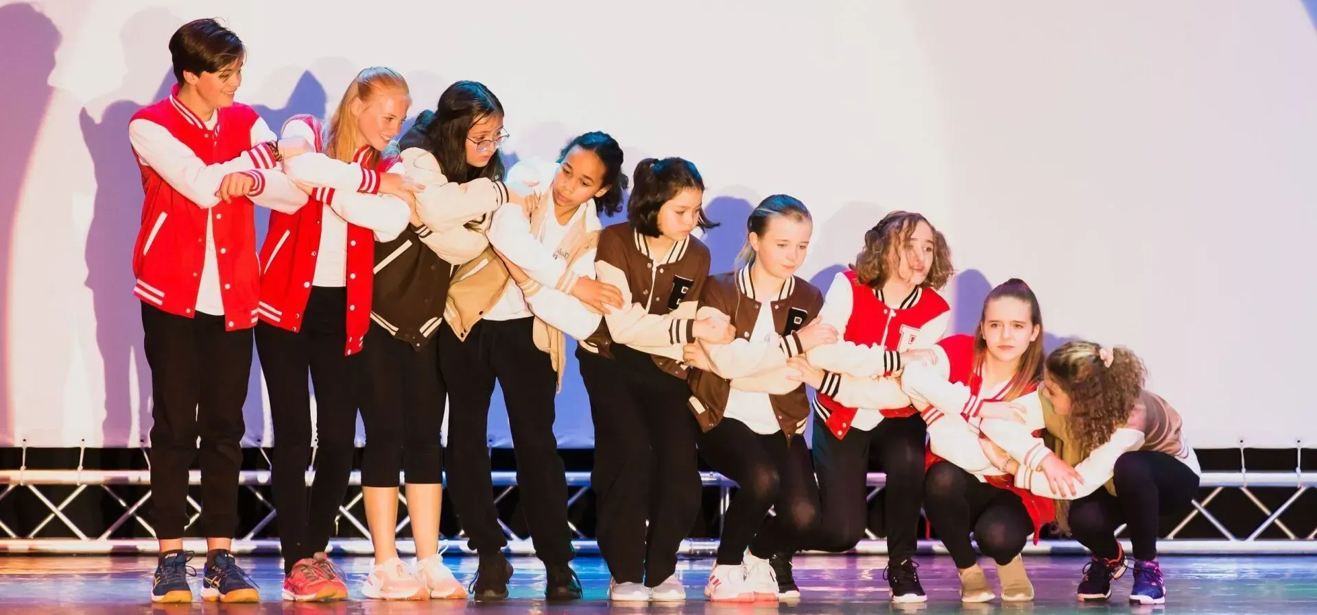 Tanzgruppe der Tanzschule im Hof in Essen.