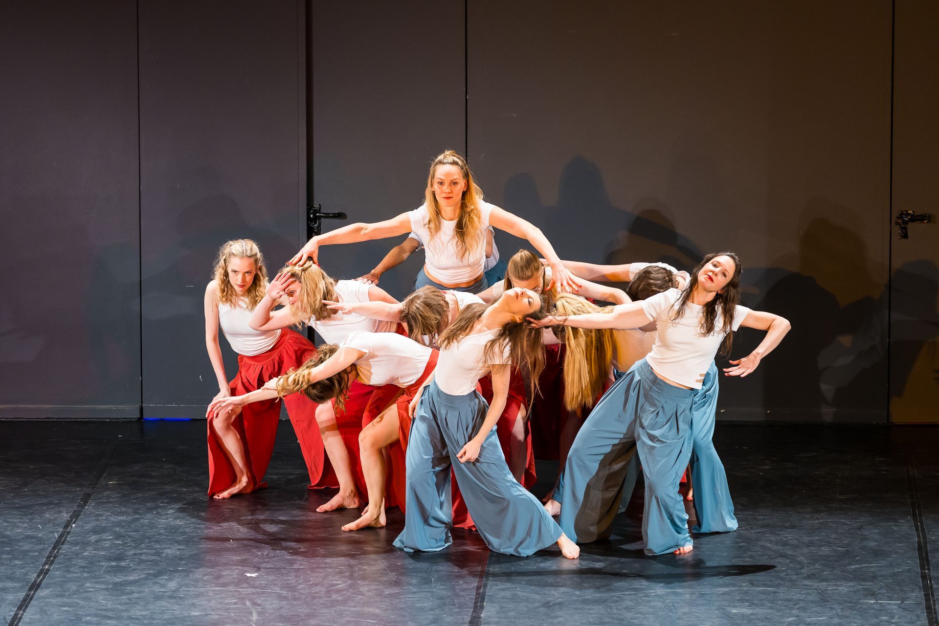 Modern Dance Tanzgruppe.