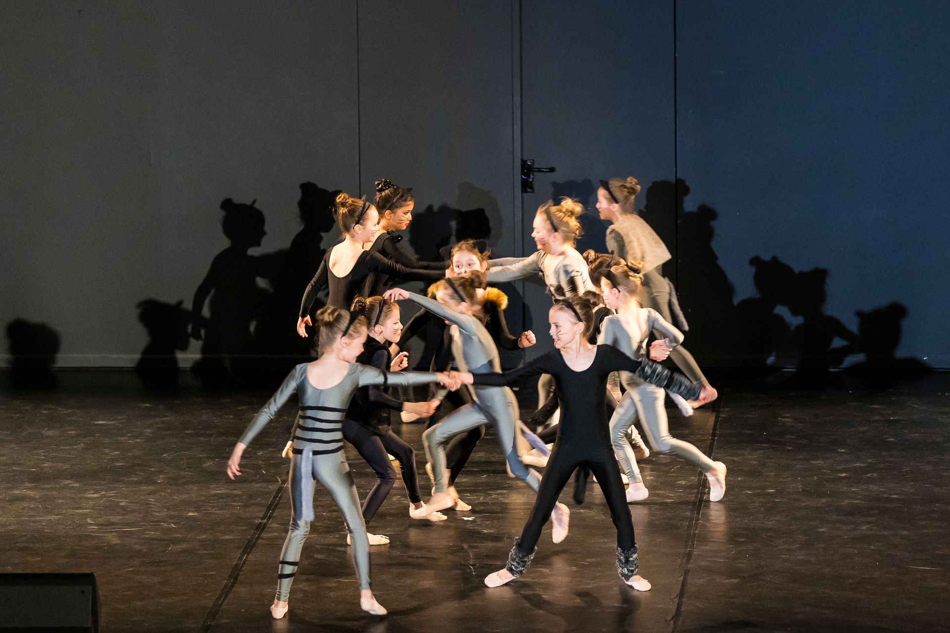 Ballett und Contemporary Kids Kurs Tanzschule im Hof