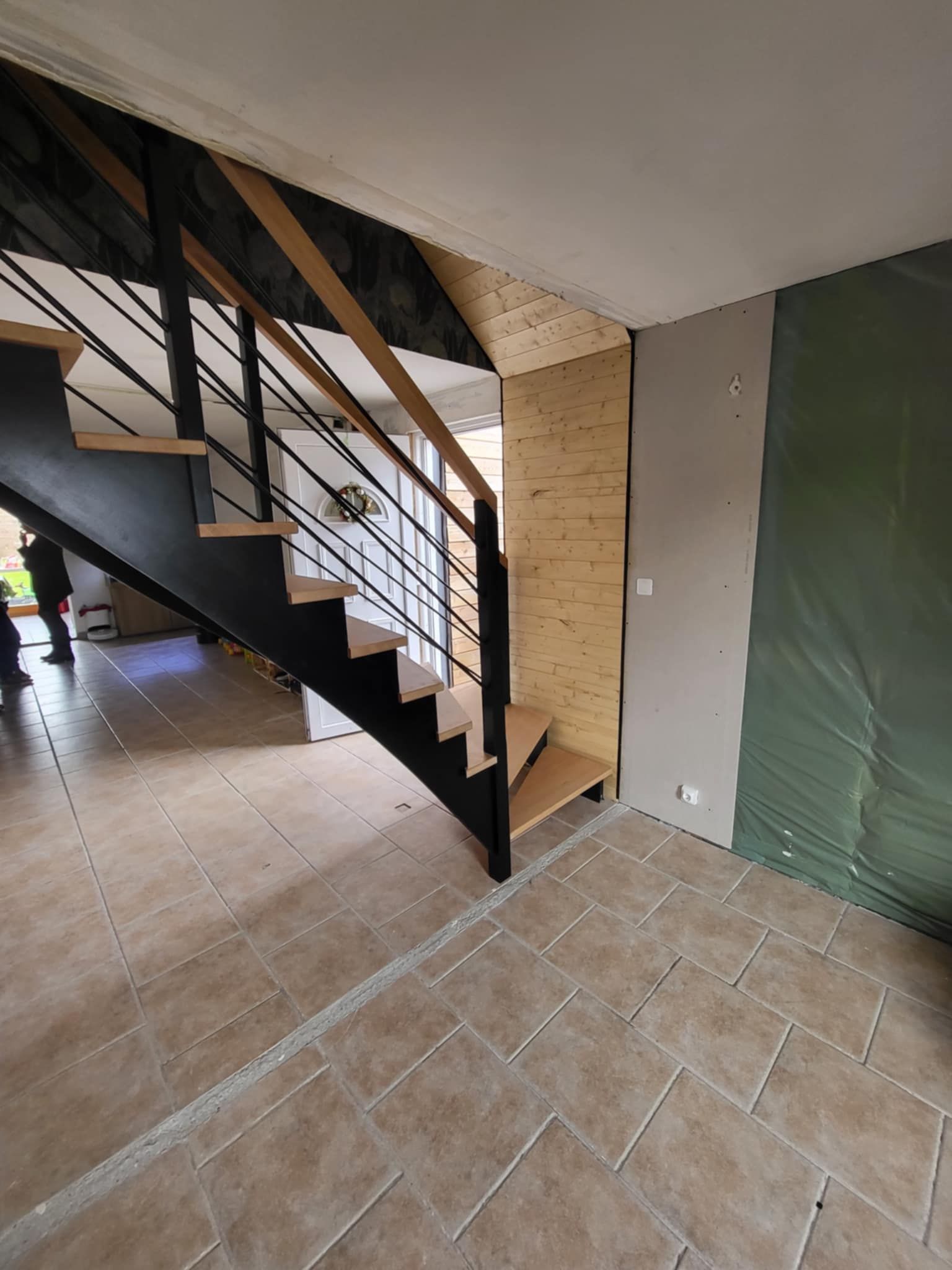 Escalier tournant en bois