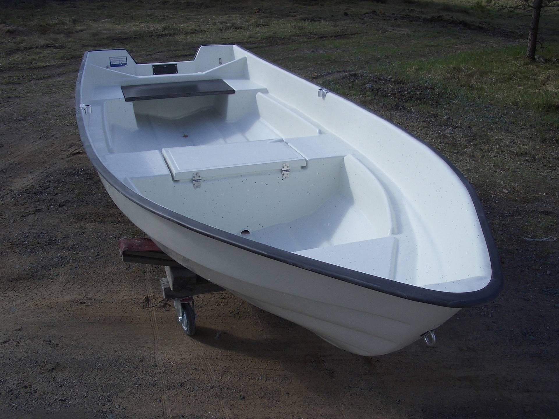 SÄRKI 400 - Soutuvene