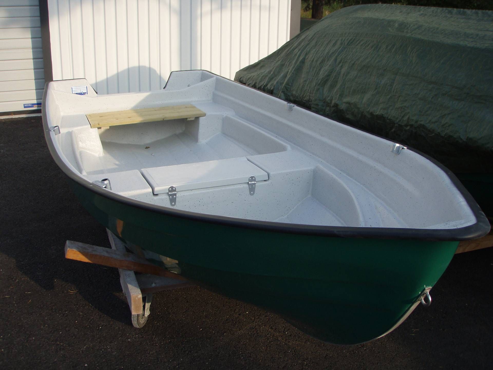 SÄRKI 410 - Soutuvene