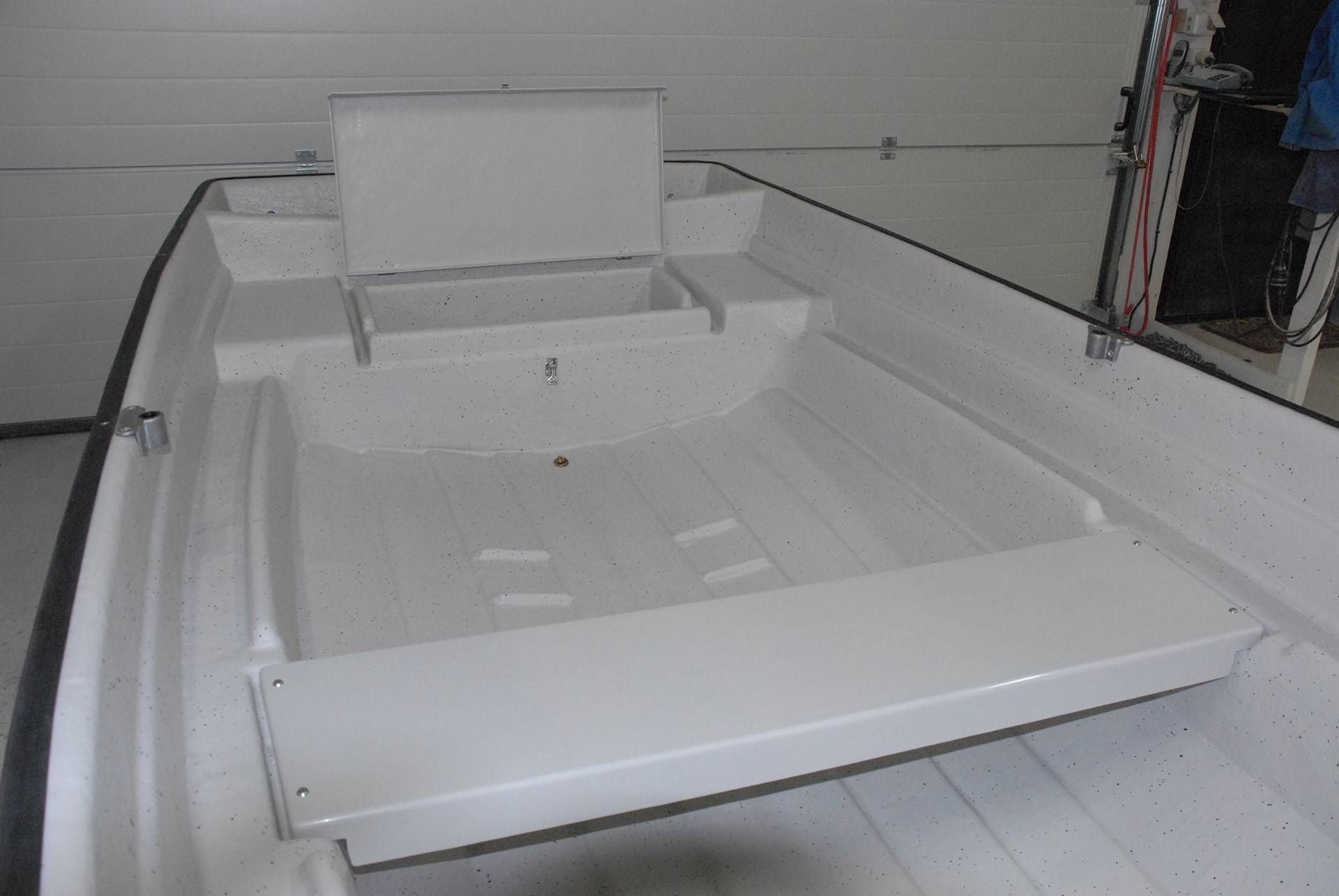 SÄRKI 410 - Soutuvene