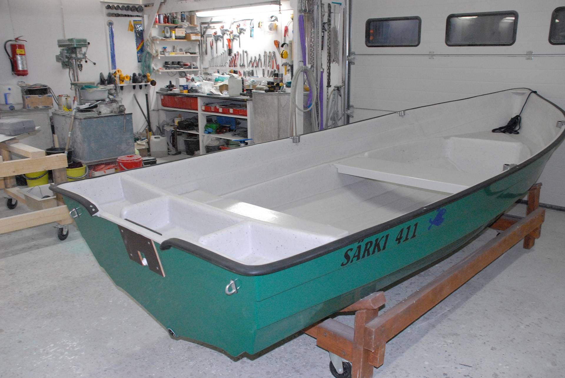 SÄRKI 411 - Soutuvene