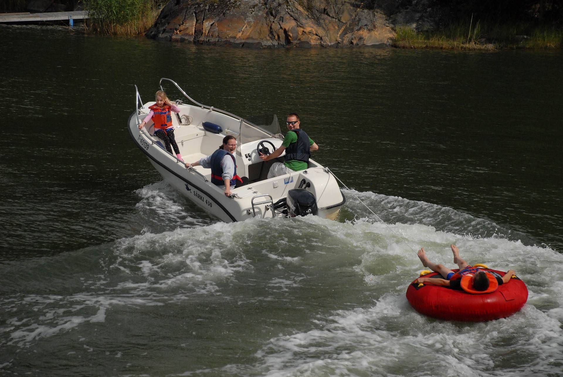 SÄRKI 430 - Pulpettivene