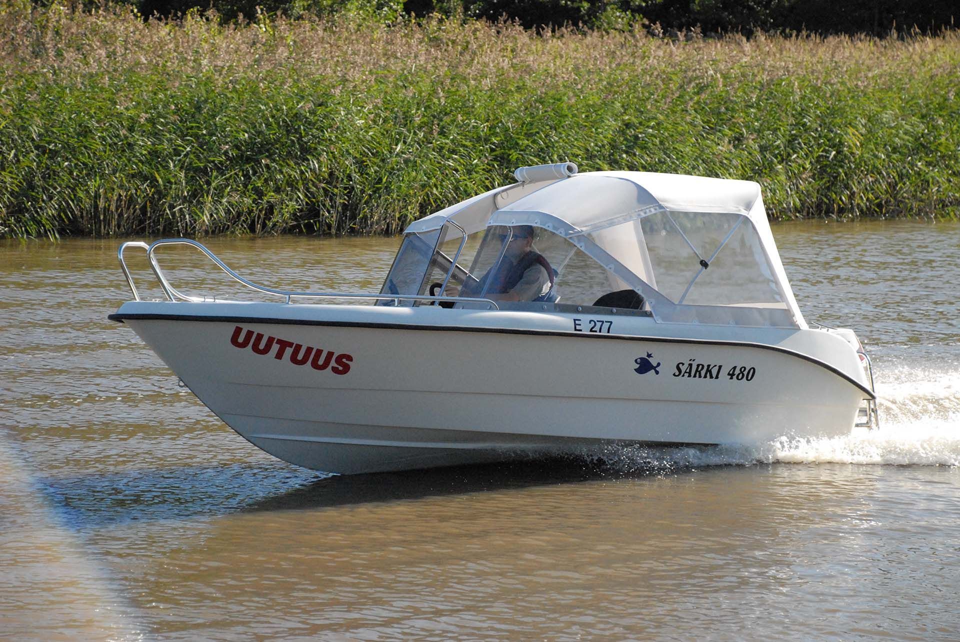 SÄRKI 480 TC - Tuplapulpettivene