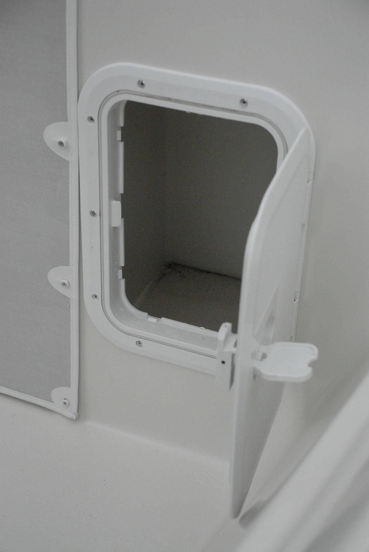 SÄRKI 480 TC - Tuplapulpettivene