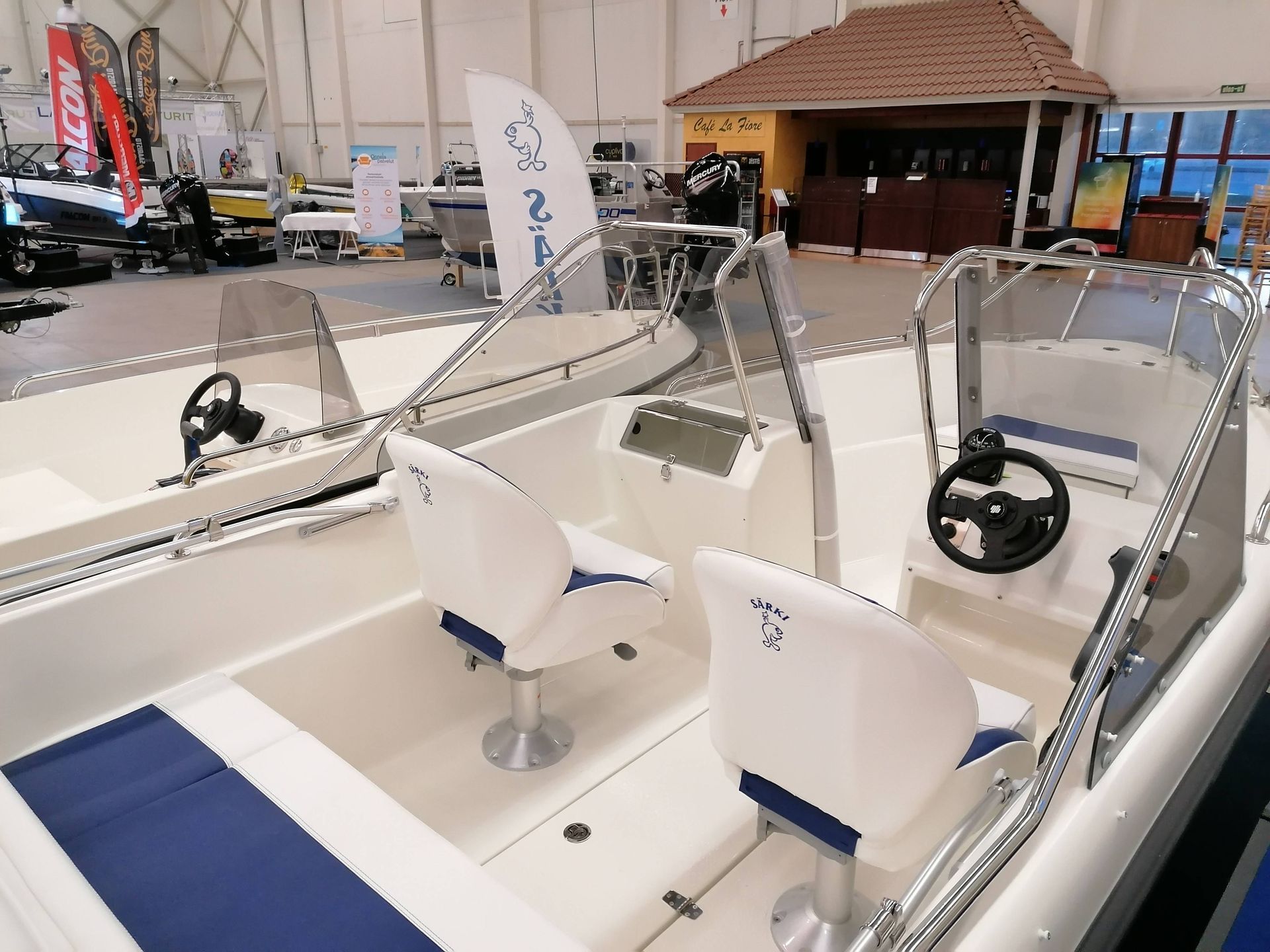 SÄRKI 480 TC - Tuplapulpettivene