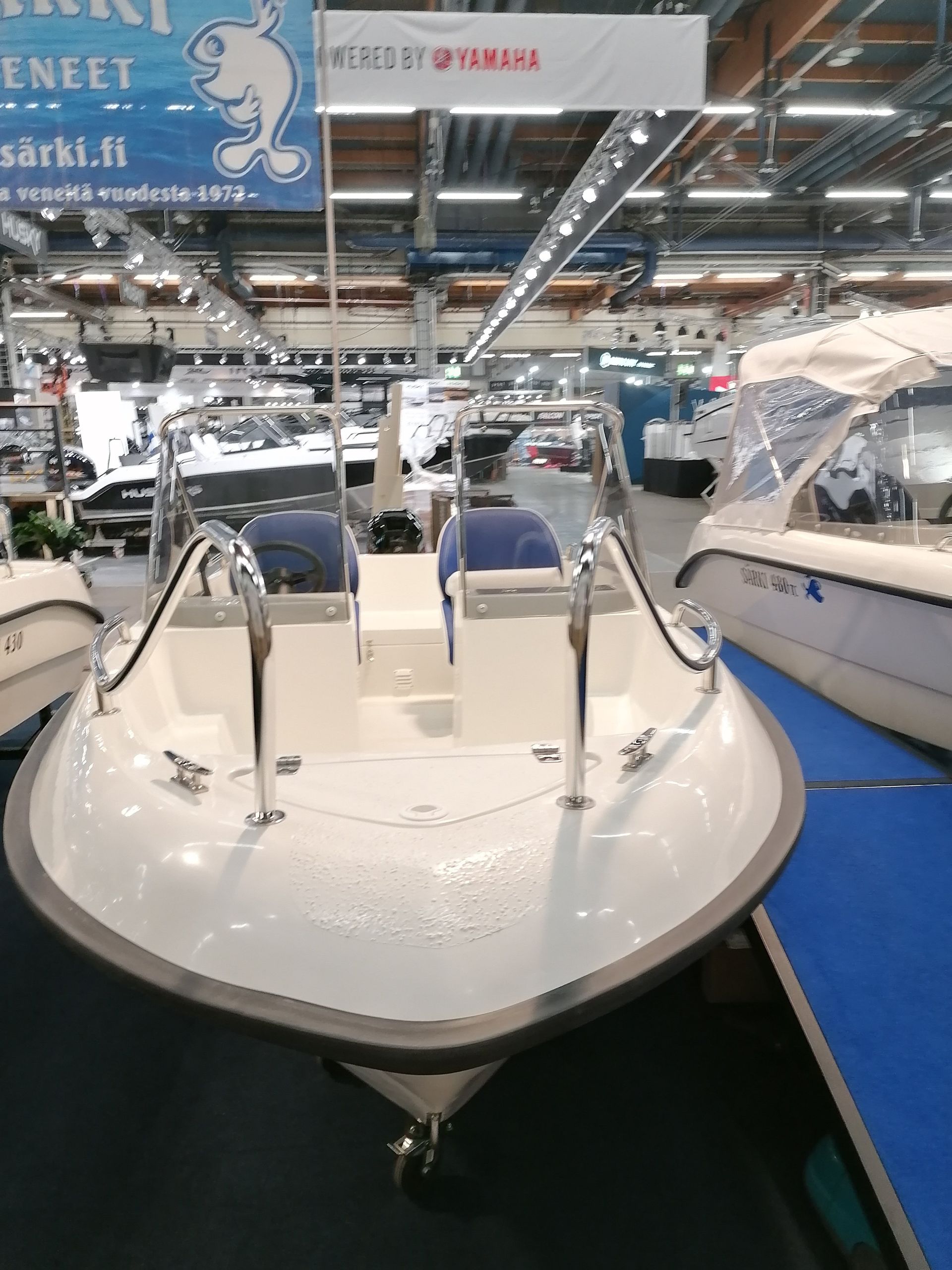 SÄRKI 430 TC - Tuplapulpettivene