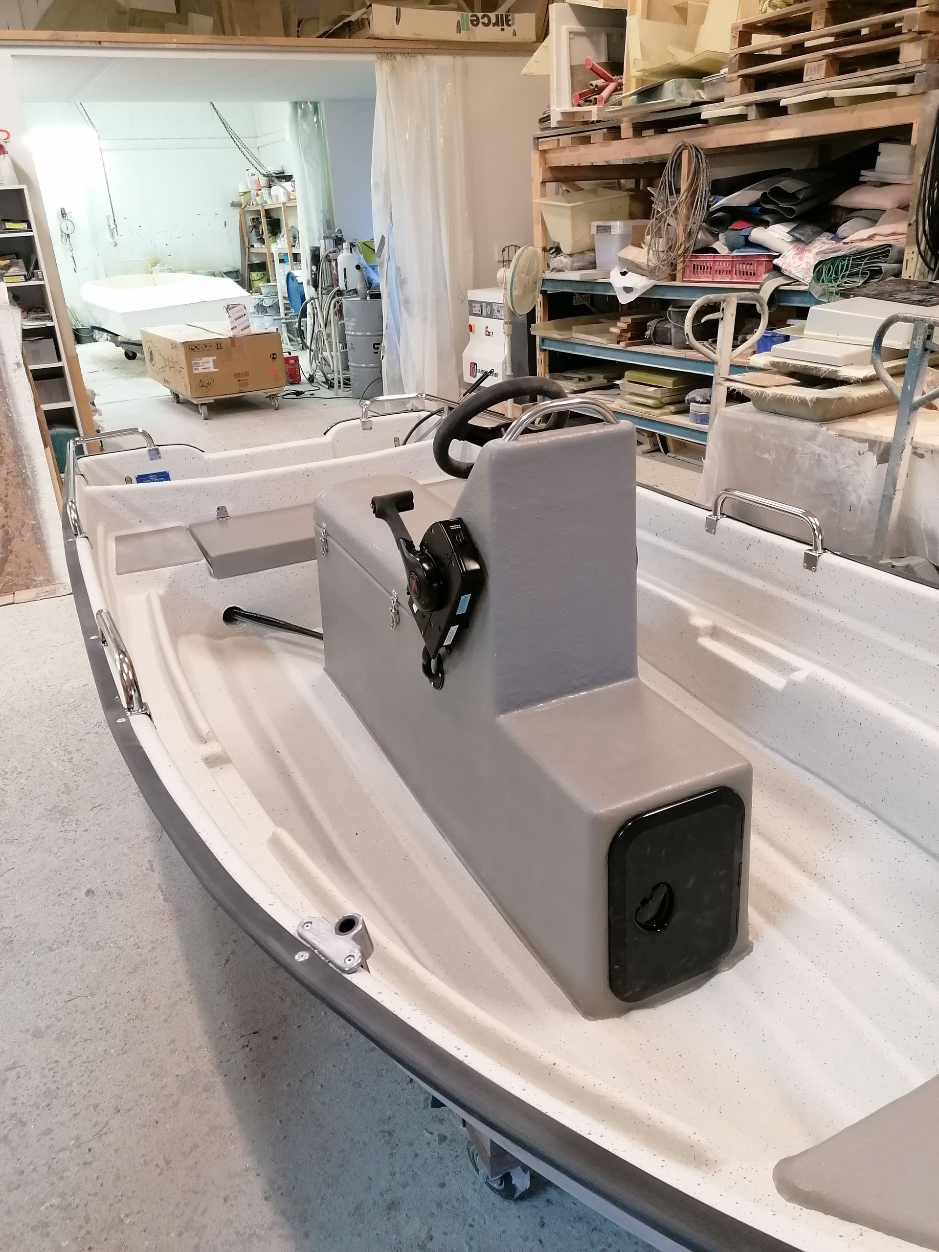 Särki 411 JS - Satulapulpettivene