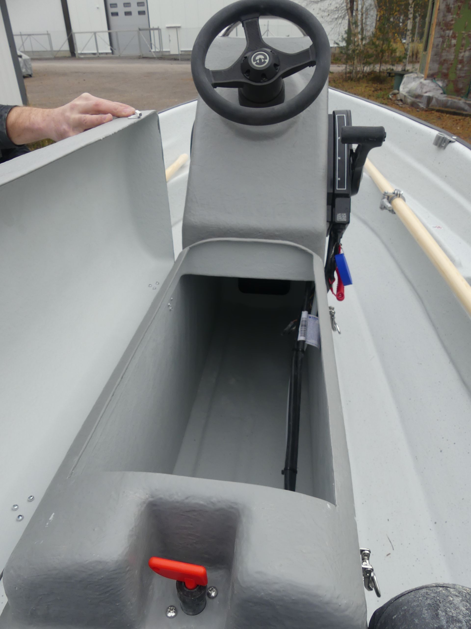 Särki 411 JS - Satulapulpettivene