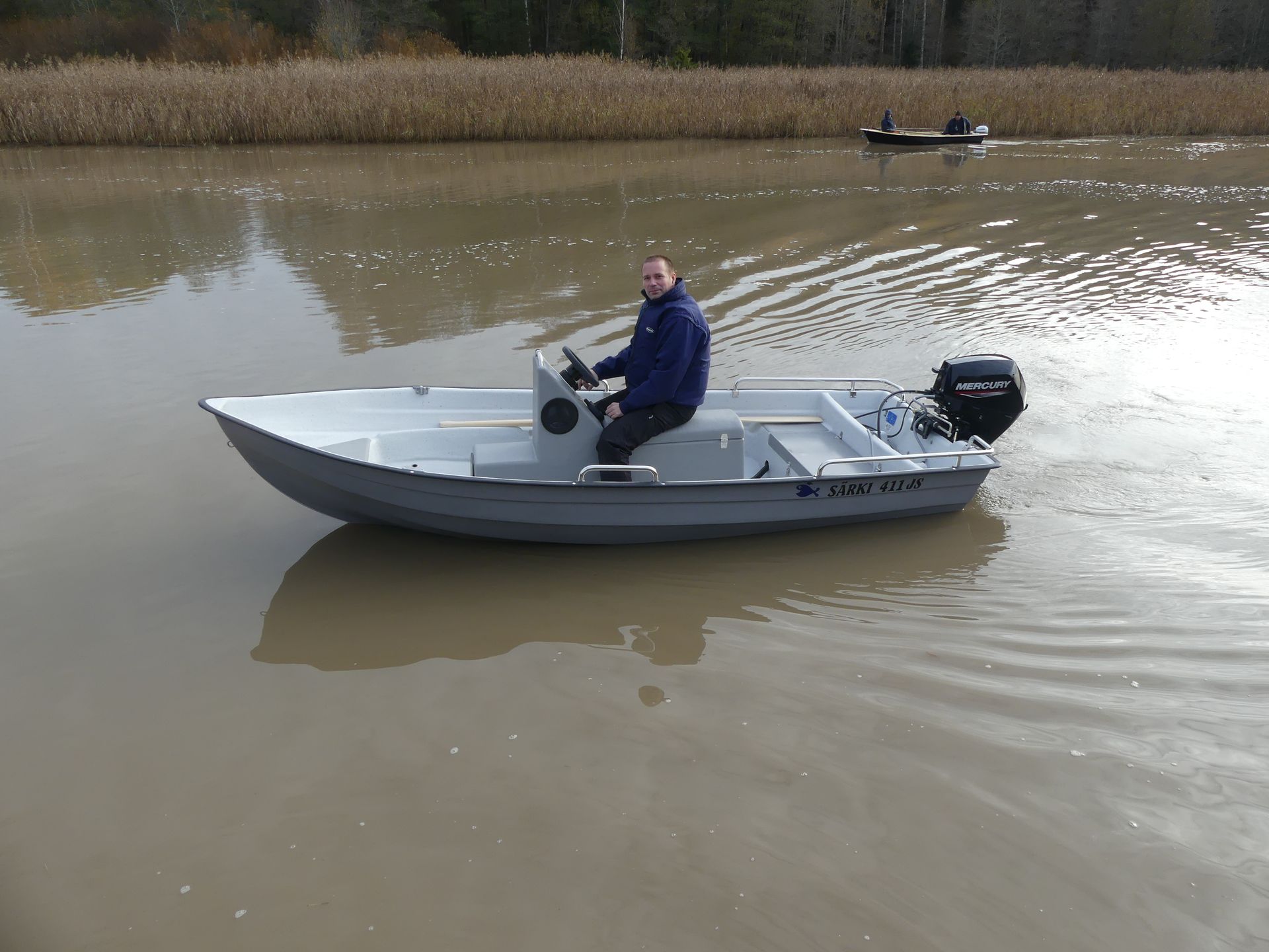 Särki 411 JS - Satulapulpettivene