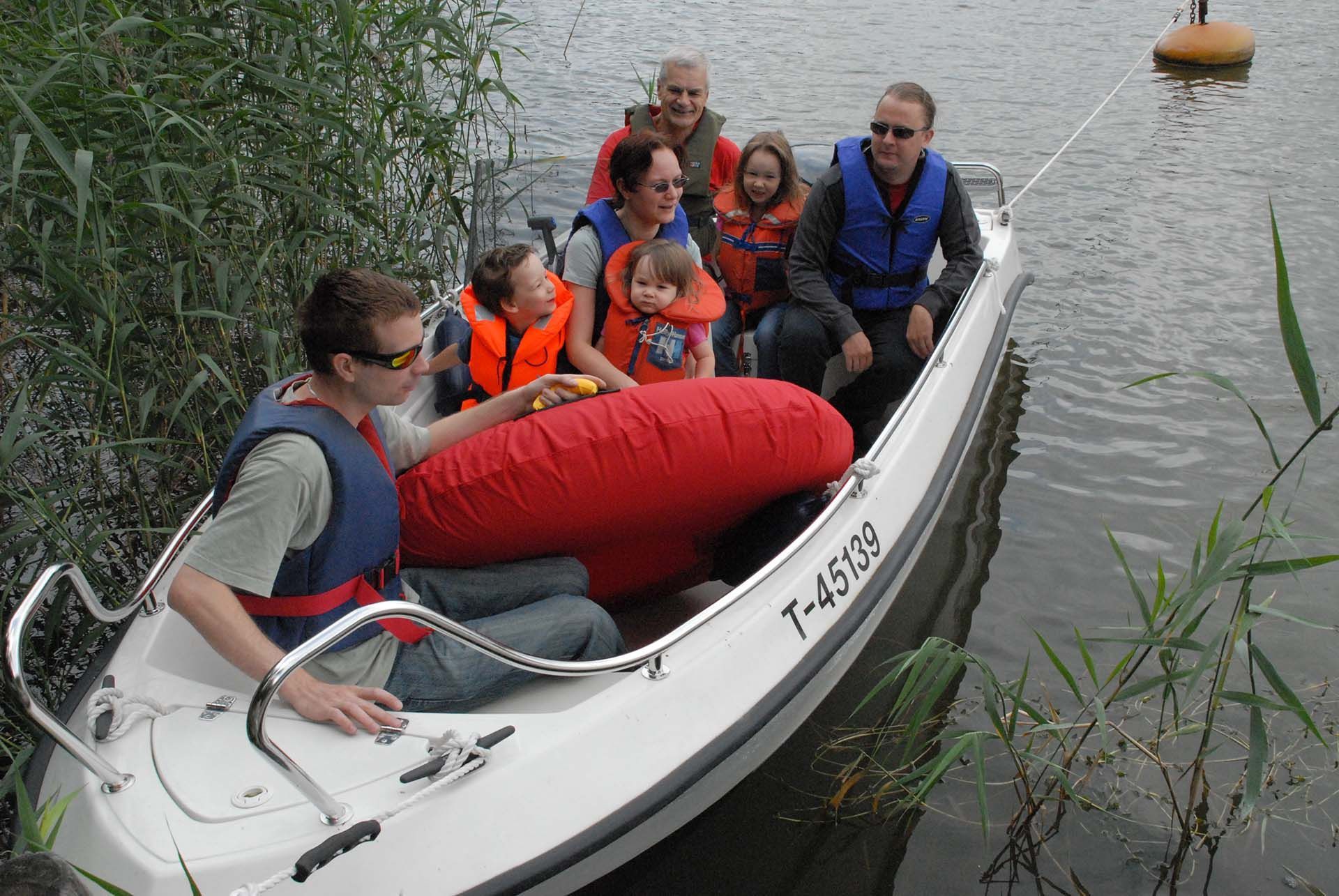 SÄRKI 430 - Pulpettivene