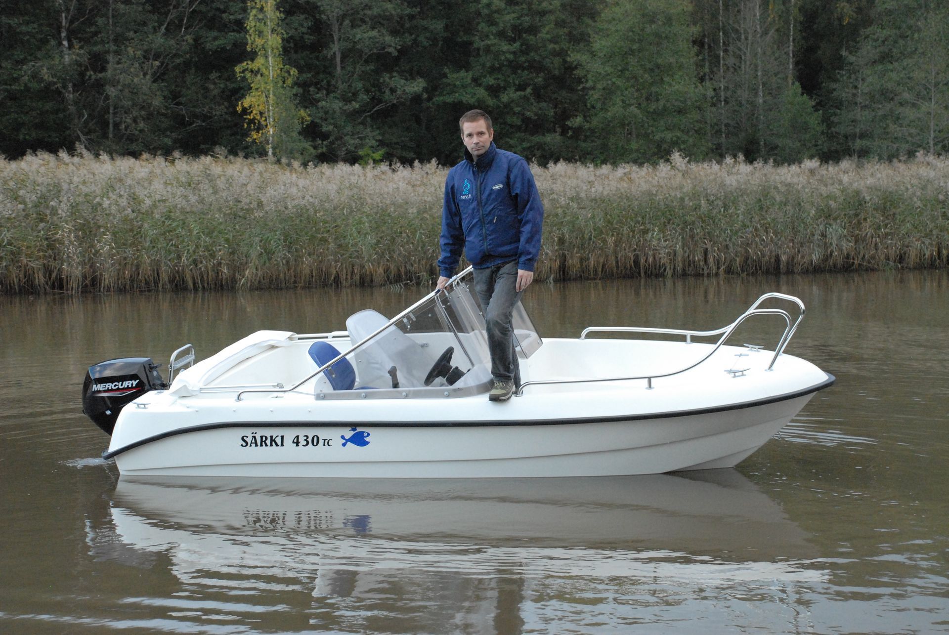 SÄRKI 430 TC - Tuplapulpettivene