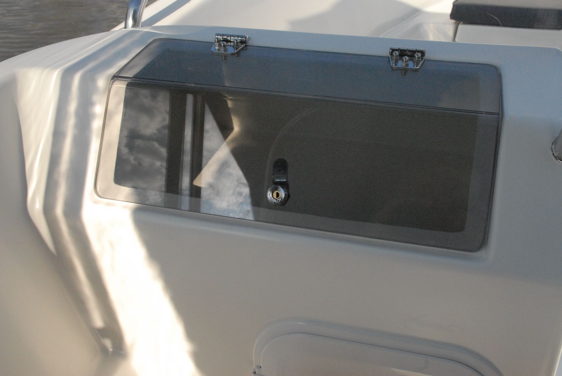 SÄRKI 480 TC - Tuplapulpettivene