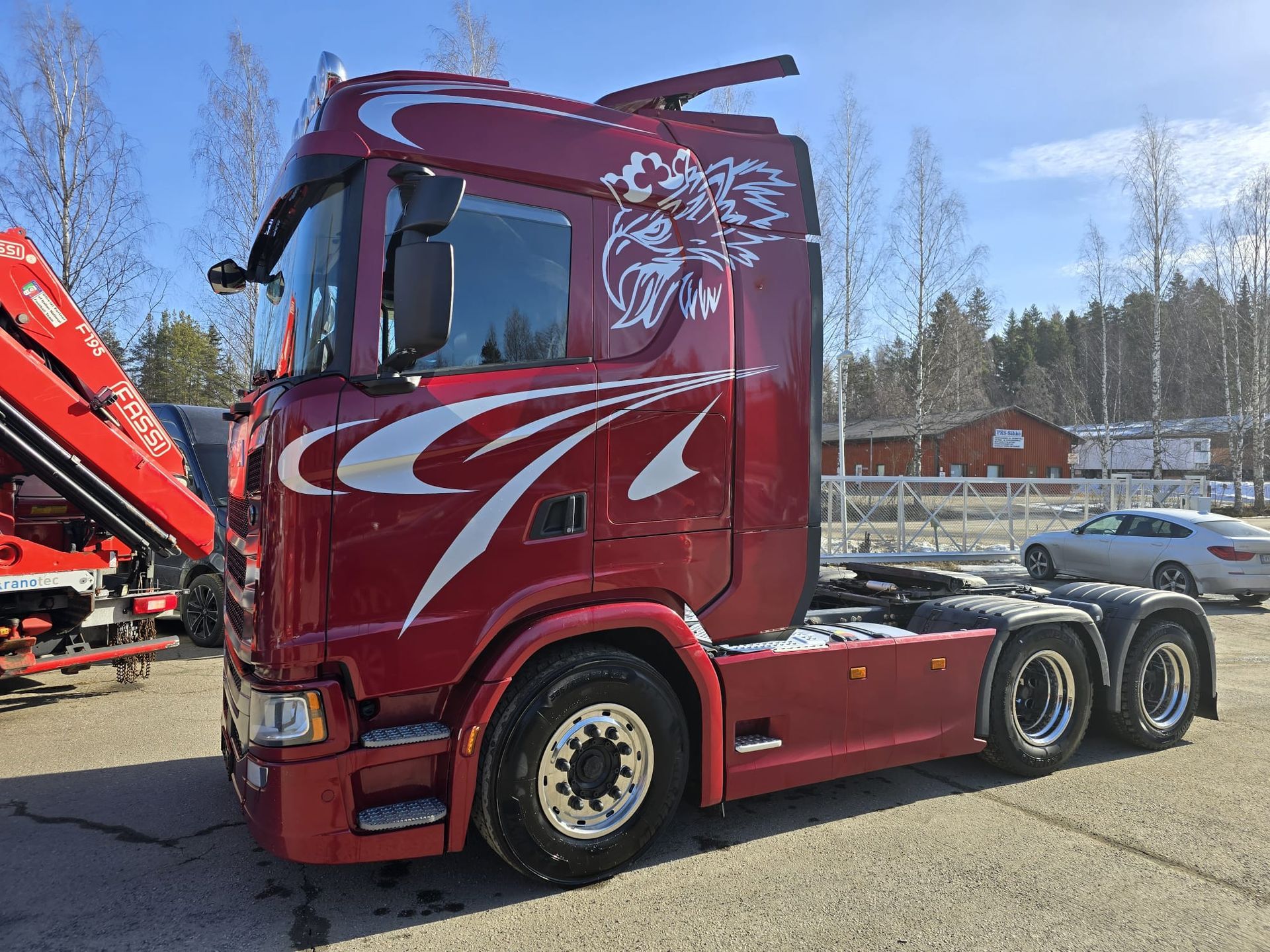 Yhteystiedot - HMF 2120 - Sea Container Service Ltd Oy