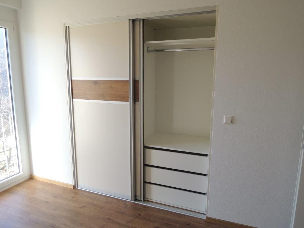 Begehbarer Kleiderschrank