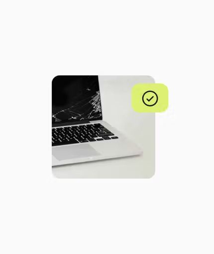 Ein zerstoertes Display eines Laptops