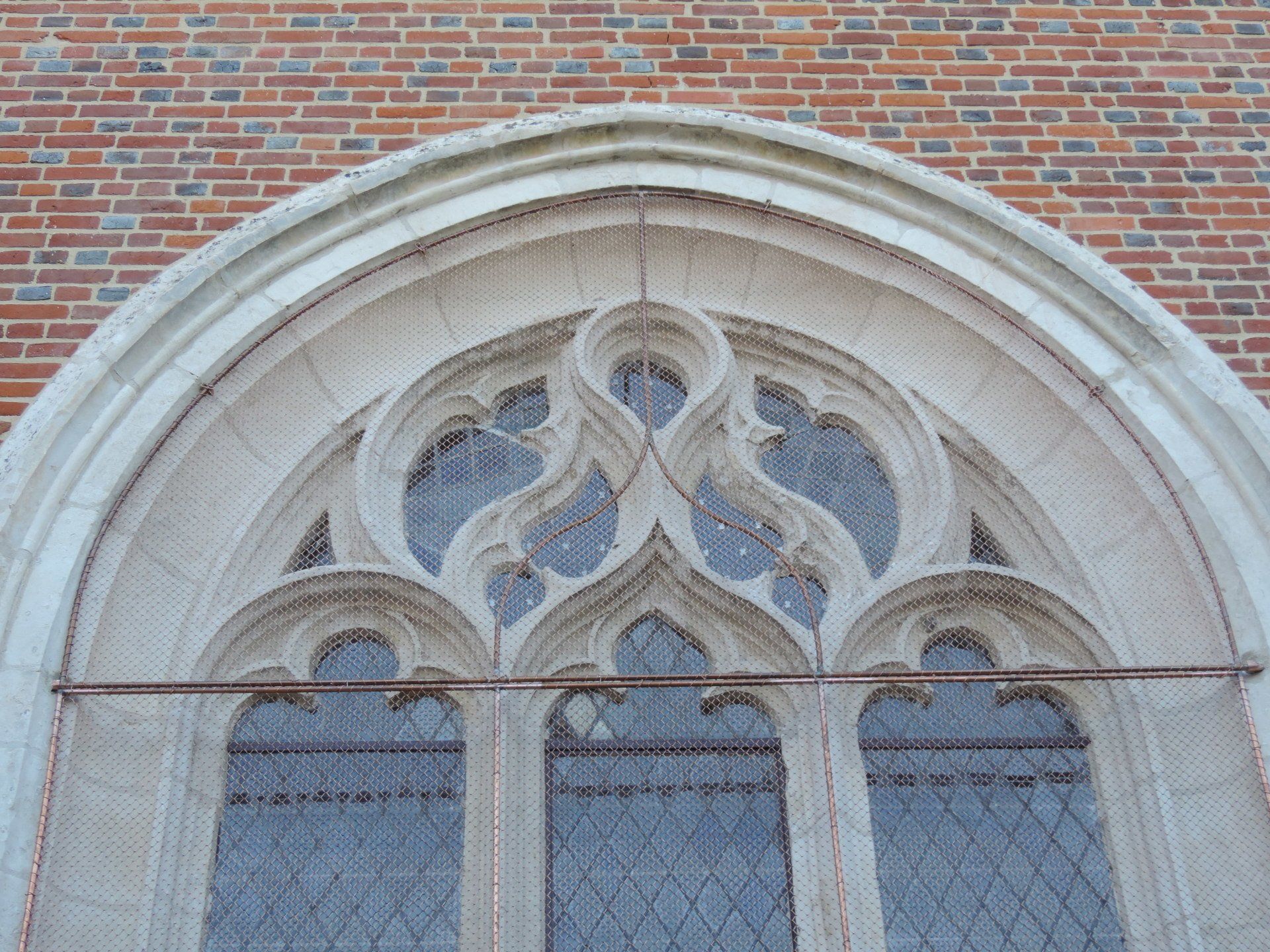 Protection vitraux cuivre