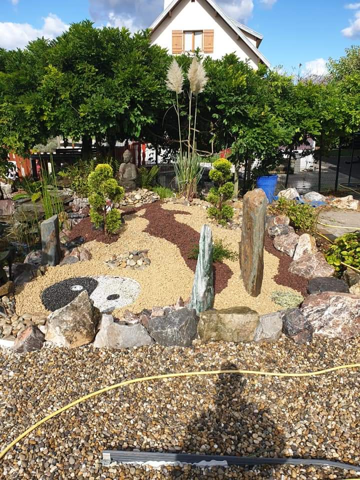 Jardin japonnais avec Yin Yang