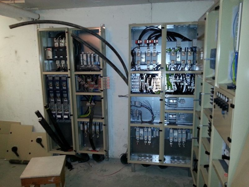 pahkinakuja-paakeskus-asennusta-medium