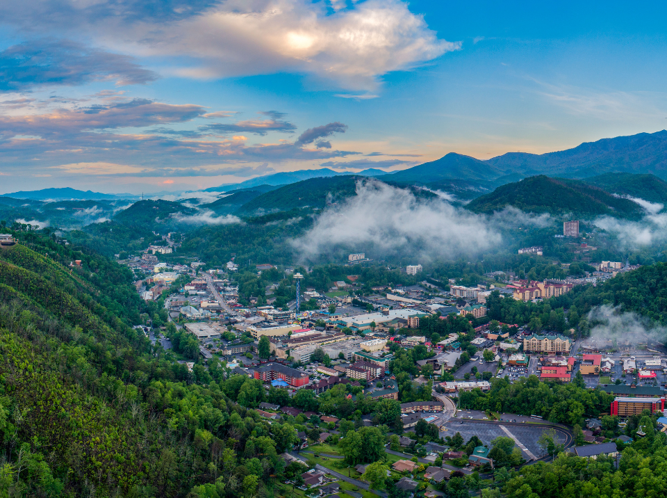 VVOutlet.net Gatlinburg, Gatlinburg Hotel & Prices, Gatlinburg Resorts Deals. Restaurants and more. Vacation Rentals. 