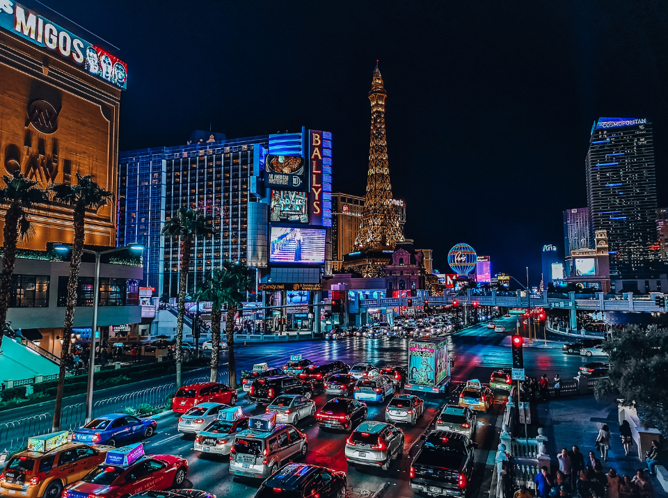 VVOutlet.net Las Vegas, Las Vegas Hotel Deals & Prices. Outlets in Las Vegas. Vacation Rentals.