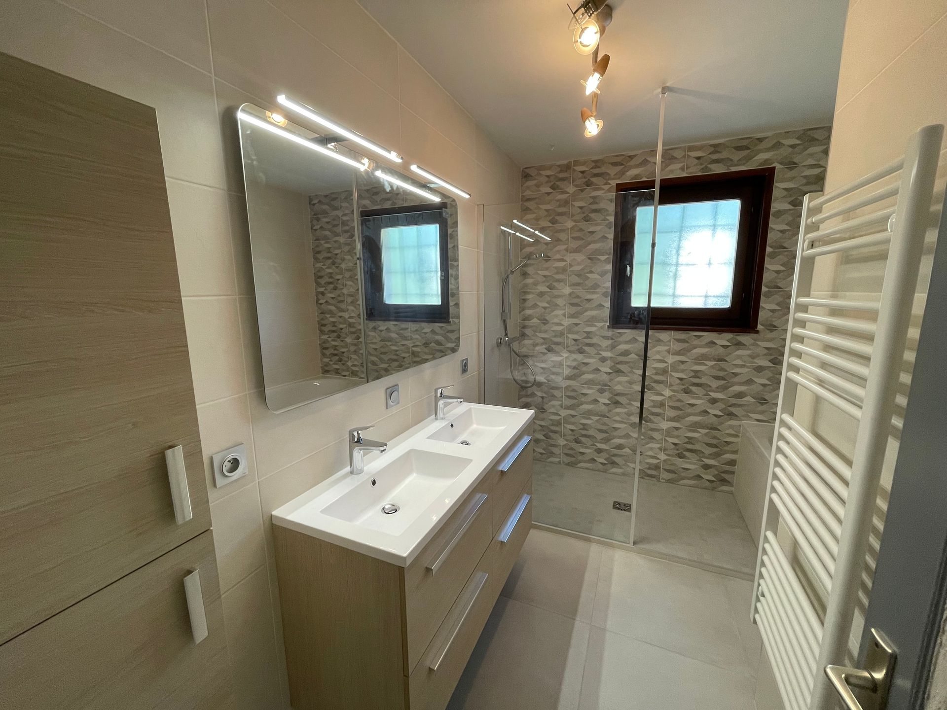 Double meuble vasque effet bois