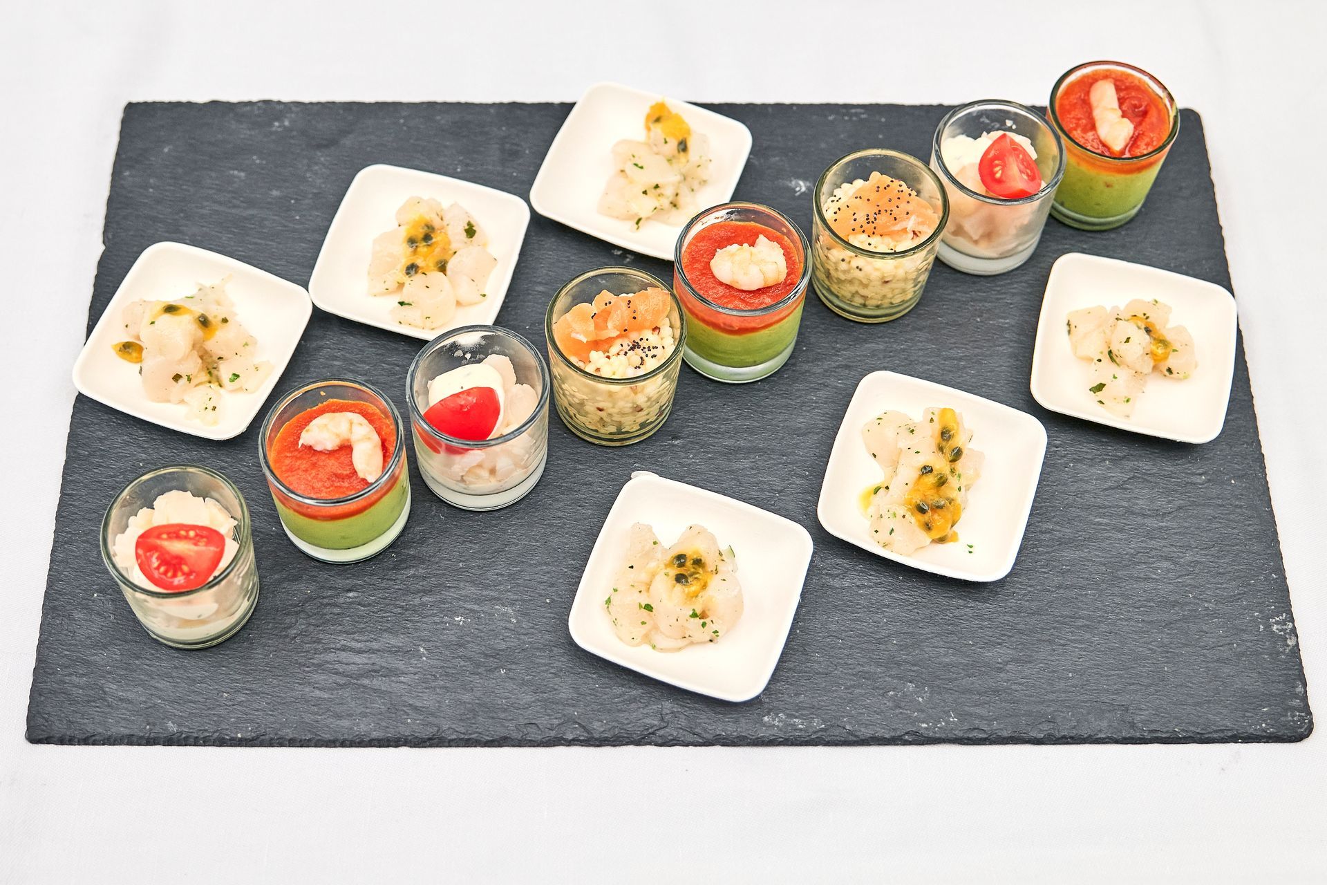 Pièces cocktails, croques en bouche au foie gras