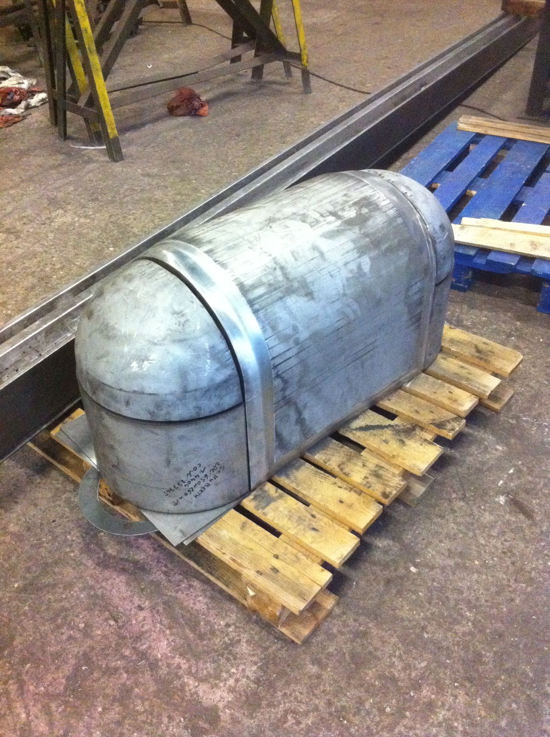 formage d'une grosse pièce de métal