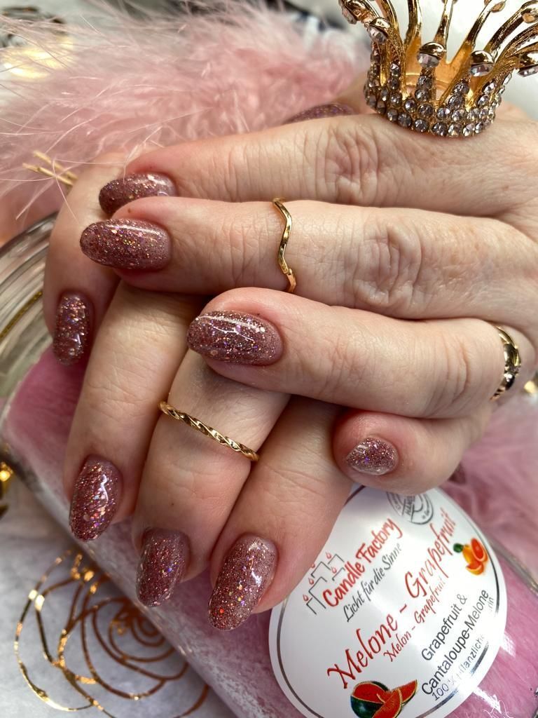 Nageldesign | Hautnah wellness-complete | Bochum