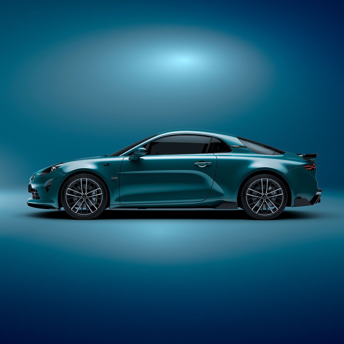 Une voiture de sport bleue est garée sur un fond bleu.