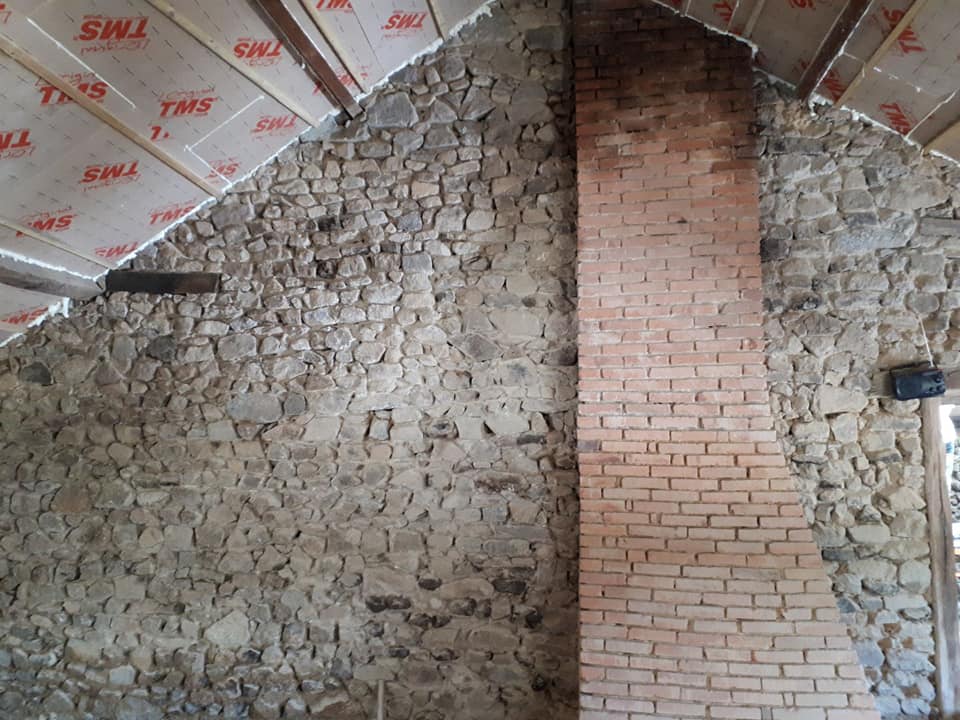 Création de murs en pierre intérieur