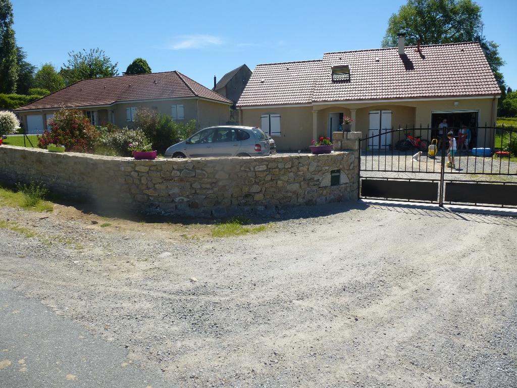 Construction de murs en pierre