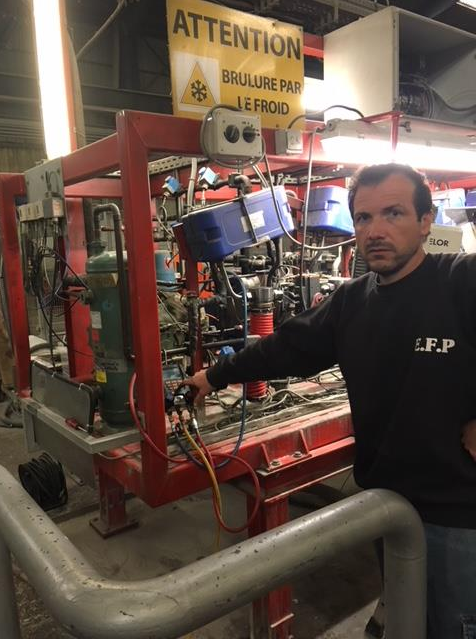 Machine à paillette