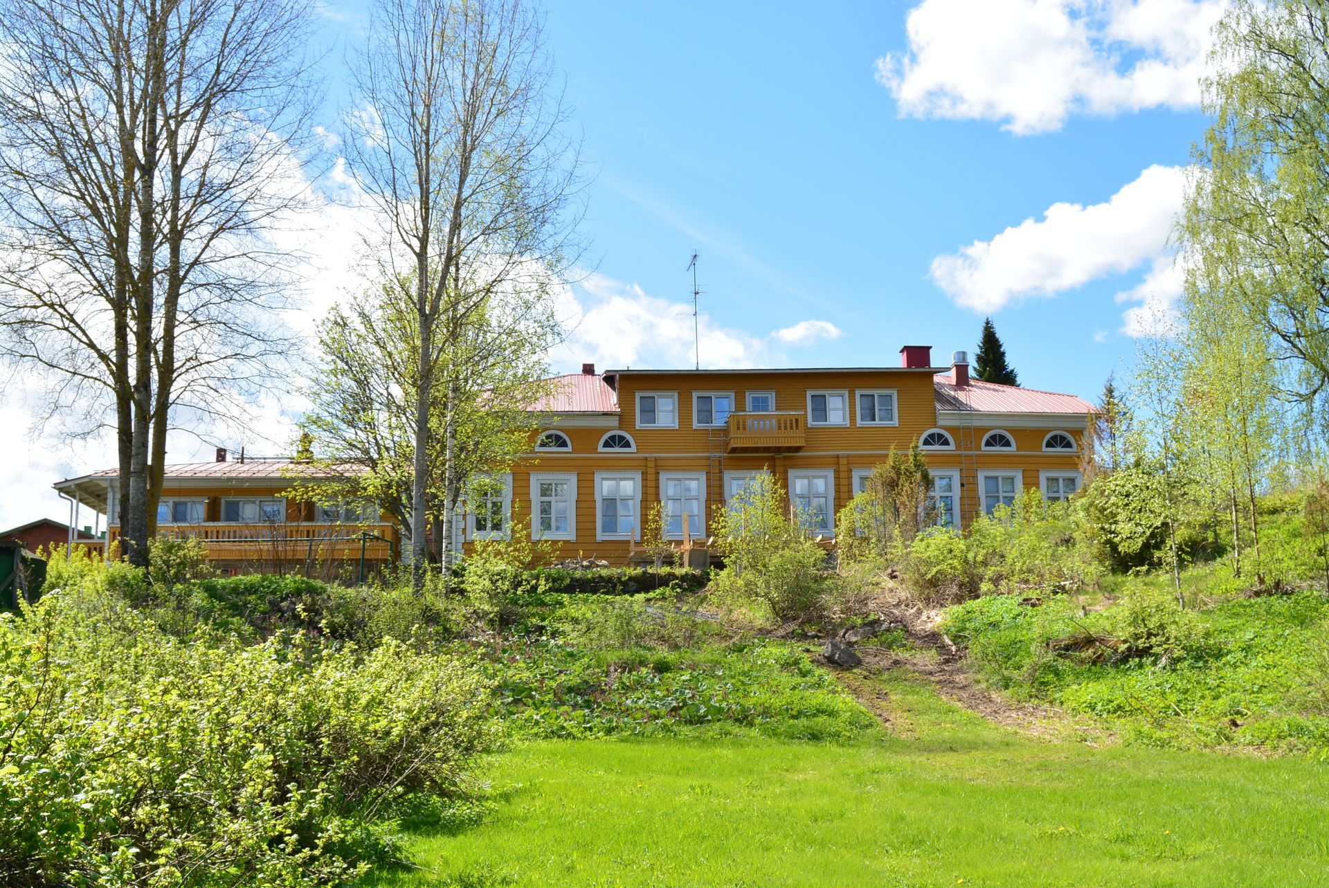 Tuusjärven Lintukoto Oy