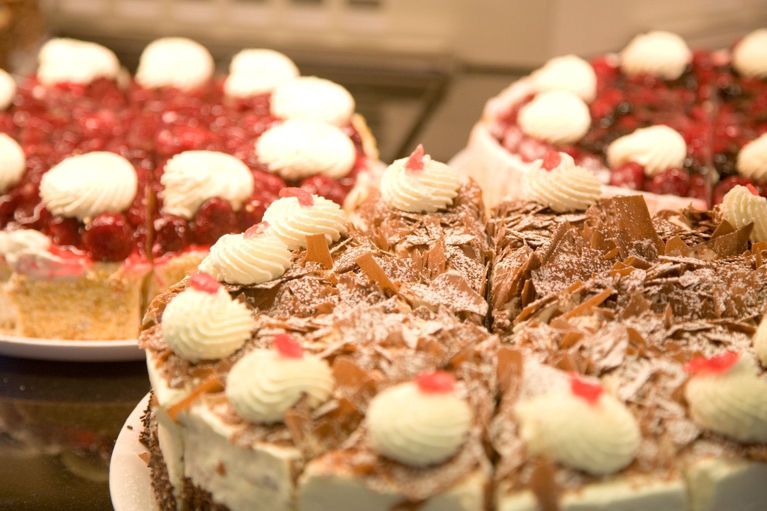 Schwarzwäldertorte - Kern Konditorei-Café GmbH - Laufen