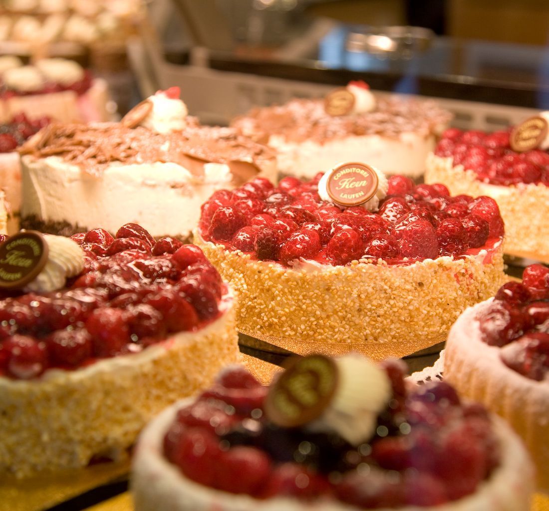 Erdbeerquarktorte - Kern Konditorei-Café GmbH - Laufen