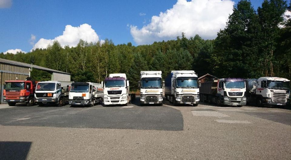 Des camions de l'entreprise ZIMMERMANN