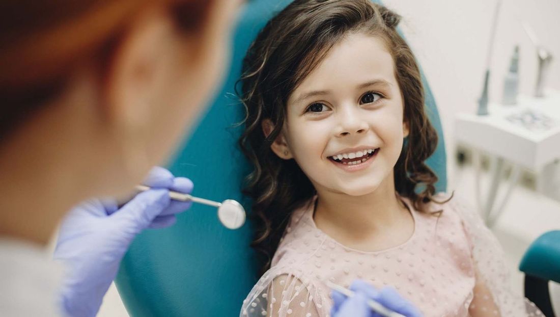 Leistungen | Zahnarzt Dr. Weiss | Dentalhygiene, Orale Medizin, Zahnmedizin, Chirurgie, Kieferorthopädie | Walchwil