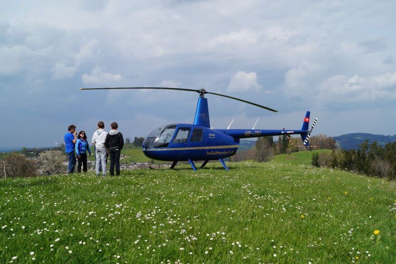 Helikopterflug auf dem Weid-Hof