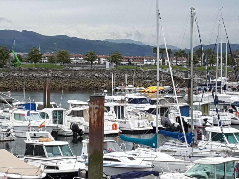 Voyagez avec Soraya, Taxi à Hendaye