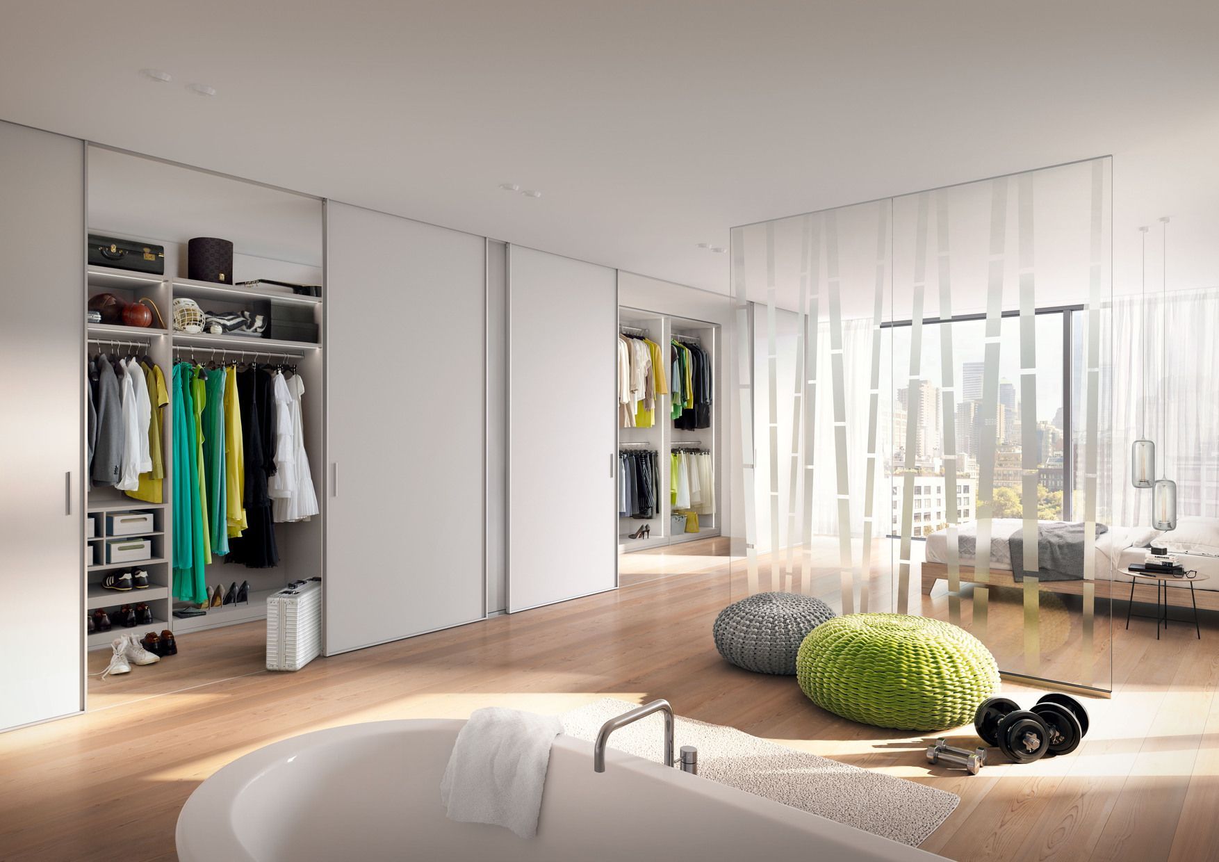 In der Mitte des Zimmers befindet sich eine Badewanne. Raumplus Wohntrend NRW