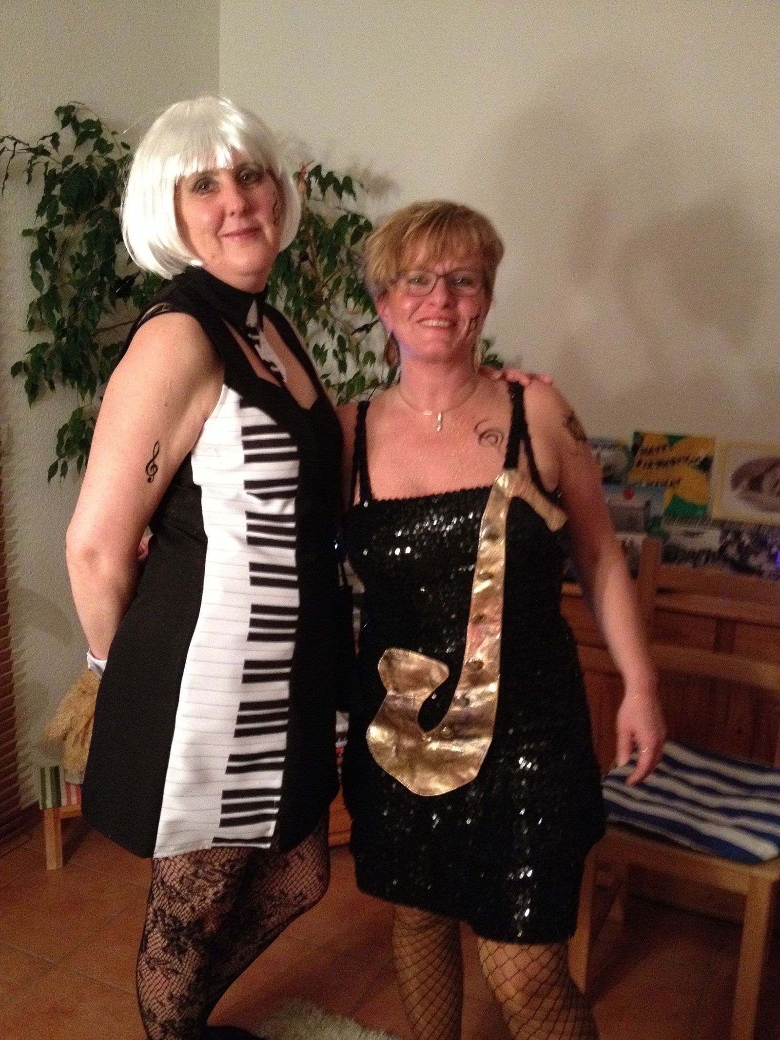 Kostüm Partykleider