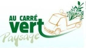 Logo avec texte vert Au Carré Vert avec un camion transportant des plantes.