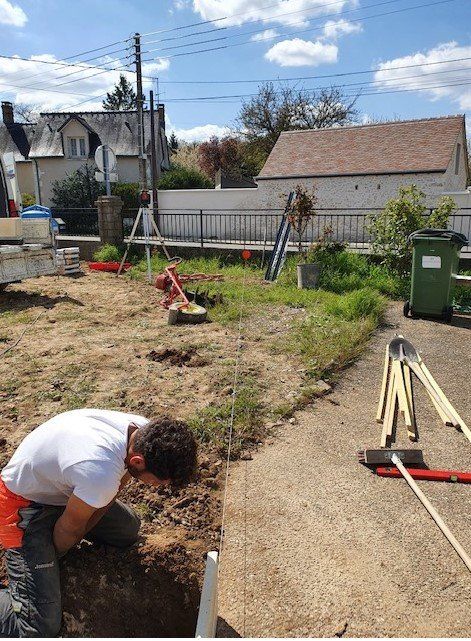 Fil de séparation d'un jardin pour des travaux