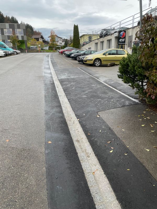 Geteerte Ausfahrt