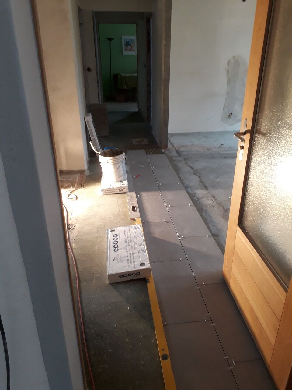 posa di rivestimenti interni